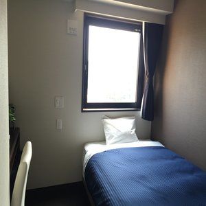 Livemax Kasai Ekimae Tōkyō